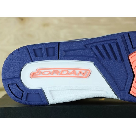 Nike Jordan Retro 3 "Dark Purple Dust" Shoe GG - Picture 8 of 8